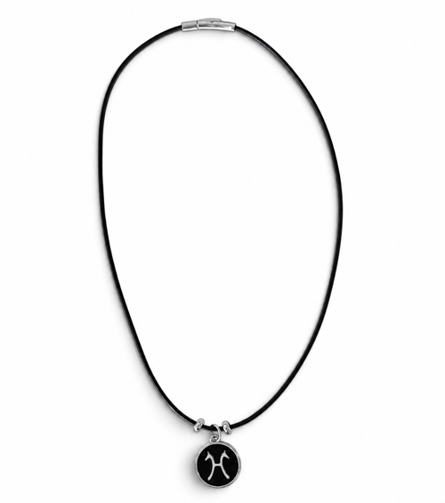 LILO Hanoverian Medallion Necklace black silver