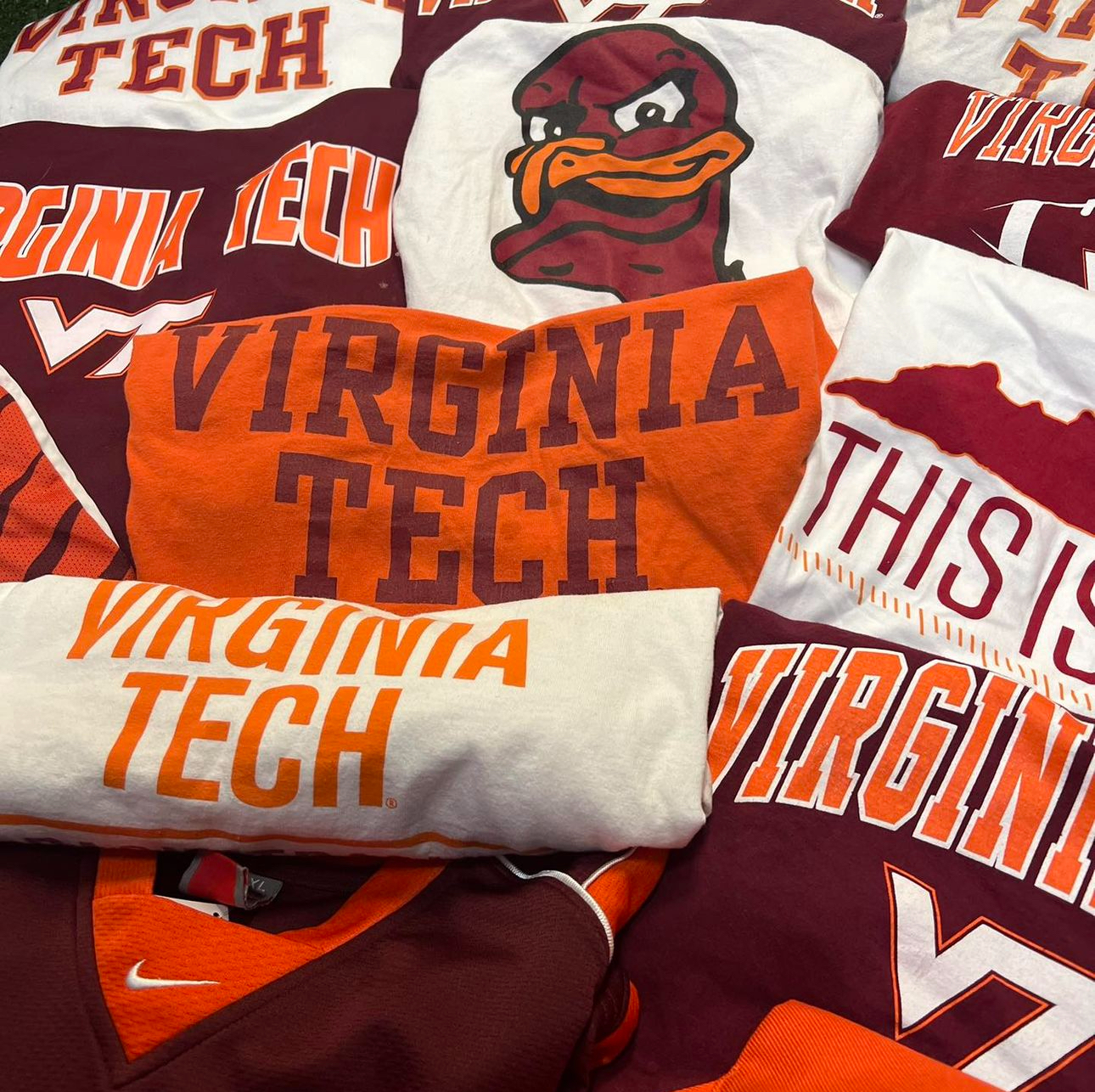 Buys and Sells Teen Clothes and Accessories Christiansburg, VA