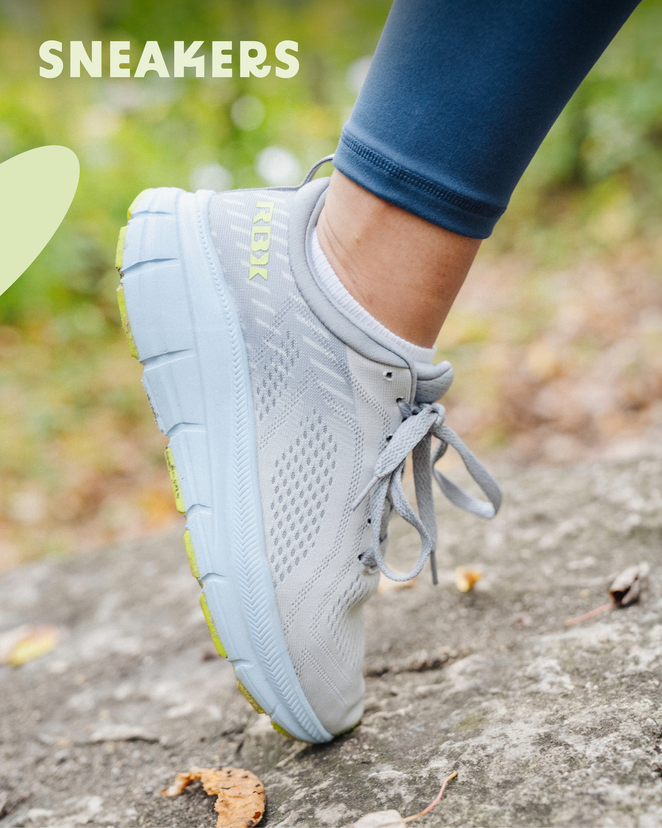 Picture of a white sneaker