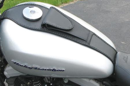 Mustang Tank Bib with Pouch for Sportster '04-Up gallon tank