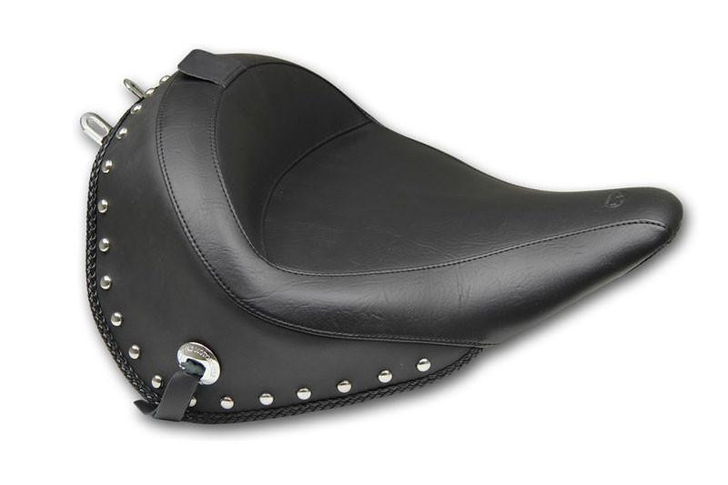 Mustang Wide Studded Solo for '16 Heritage Classic