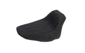 Saddlemen Knuckle Solo Seat for '06-15 FLSTC & & FLSTN (Must remove fender rack & seat rail on FLSTN models)