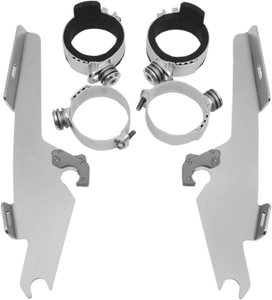 Memphis  Shades  Batwing Windshield Mounting Kit for V-Star 650 Classic & V-Star 1100 Classic Only '98-13-Polished FAIRING AND WINDSHIELD NOT INCLUDED