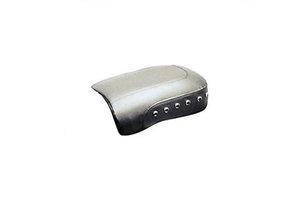 Mustang  Rear Seat  8.5 inches Wide for FLHX Street Glide '06-07 & FLHT/FLTR/FLHR Screamin' Eagle '97-05-Black Studs