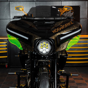 Hogworkz Custom Color Adjustable Batwing Air Deflectors for '14-25 Harley Davidson Touring (Select Color)