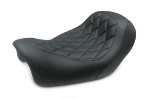 Mustang Wide Tripper Solo for '14-17 Harley-Davidson Fat Bob - Diamond Stitching