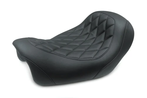Mustang Wide Tripper Solo for '14-17 Harley-Davidson Fat Bob - Diamond Stitching