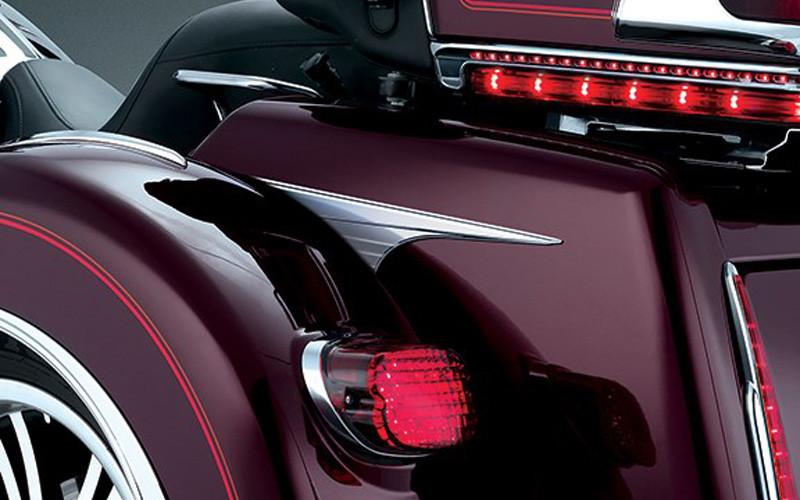 Kuryakyn Chrome Side Accents for '11-14 FLHTCUTG & '11 FLHXXX -Pair