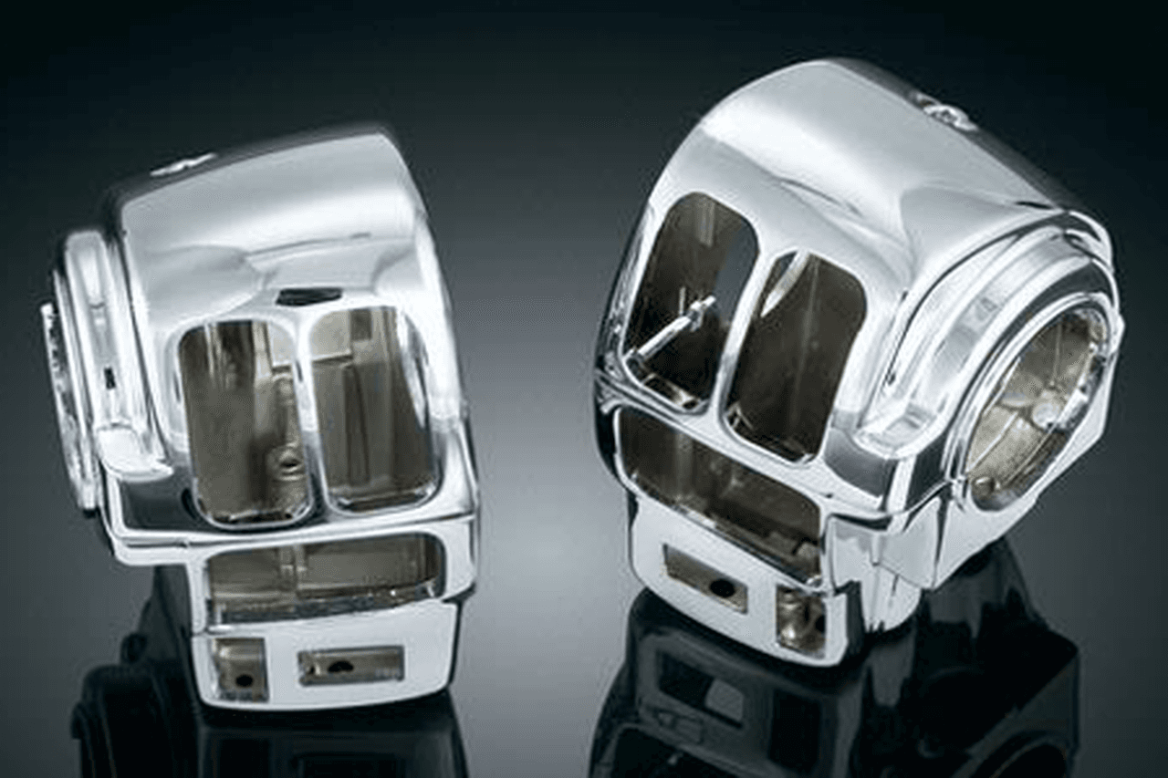 Kuryakyn Switch Housings for FLHTCU '96-09, FLTR '98-10 & FLHRC '02-12 -Set