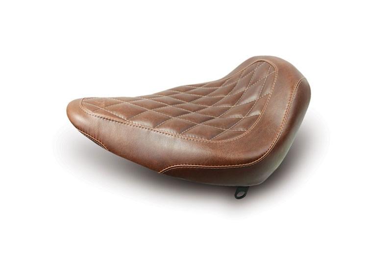 Mustang Wide Tripper Solo for '00-06 Softail Models w/Standard Rear Tire -Distressed Brown Diamond Stitch