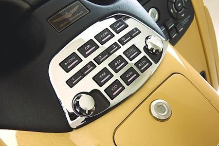 Show Chrome Radio Accent Panel for GL1800 '01-Up (exc Airbag Model)