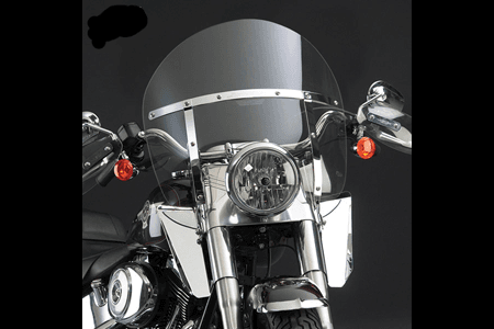 National Cycle SwitchBlade Windshield for Volusia 800 '01-04 & C50  '05-Up - Chopped Style, Tinted