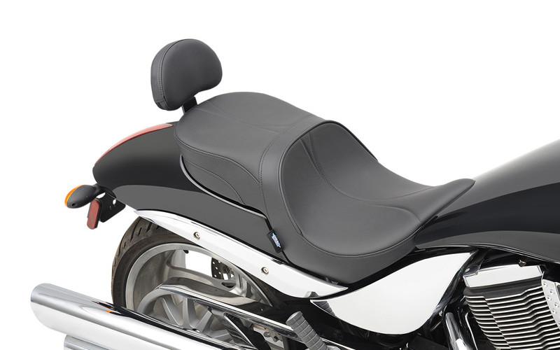 Drag Specialties Low Profile Touring Seat w/ Built In Passenger Backrest  for Hammer '05-Up  -Mild Stitch