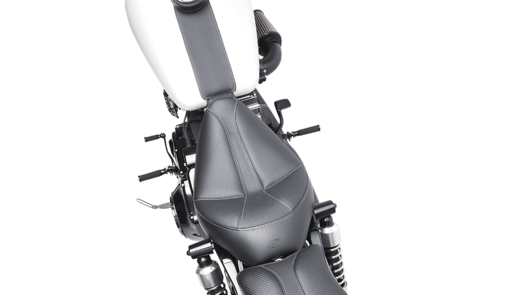 Saddlemen Dominator Solo Seat for '99-03 Harley Davidson Dyna/Wide Glide Models