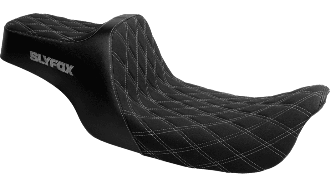 Slyfox High Noon Seat Double Diamond Seat for '97-07 Harley Davidson FLHT/FLTR Touring Models - Silver Logo/Silver Stitch