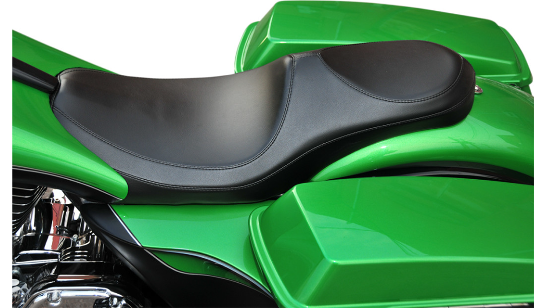 LePera Villain Seat '08-25 Harley Davidson Touring w/ Stretched Fuel Tank - Smooth Black (Not for '24-Up FLHX/FLTR Models)