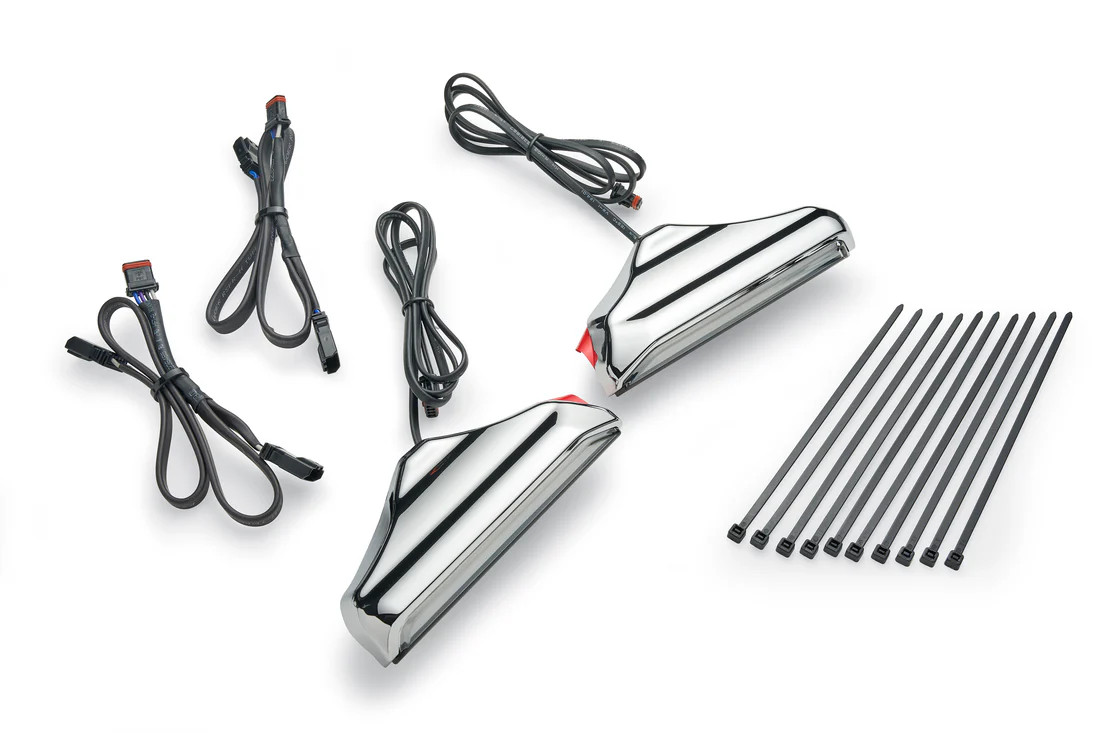 Ciro Fork Nav Lights for '14-23 Touring Models and '14-25 Trike (Select Finish)