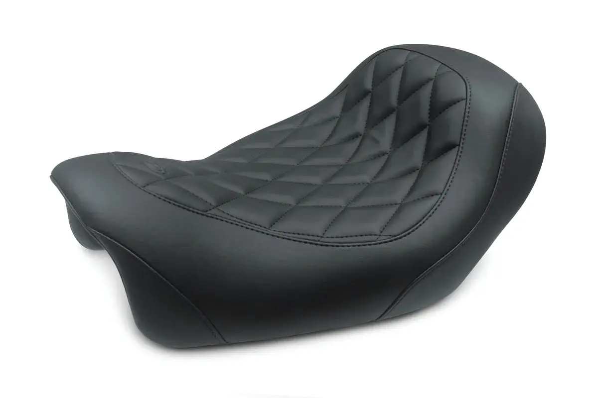 Mustang Wide Tripper Solo for '14-17 Harley-Davidson Fat Bob - Diamond Stitching
