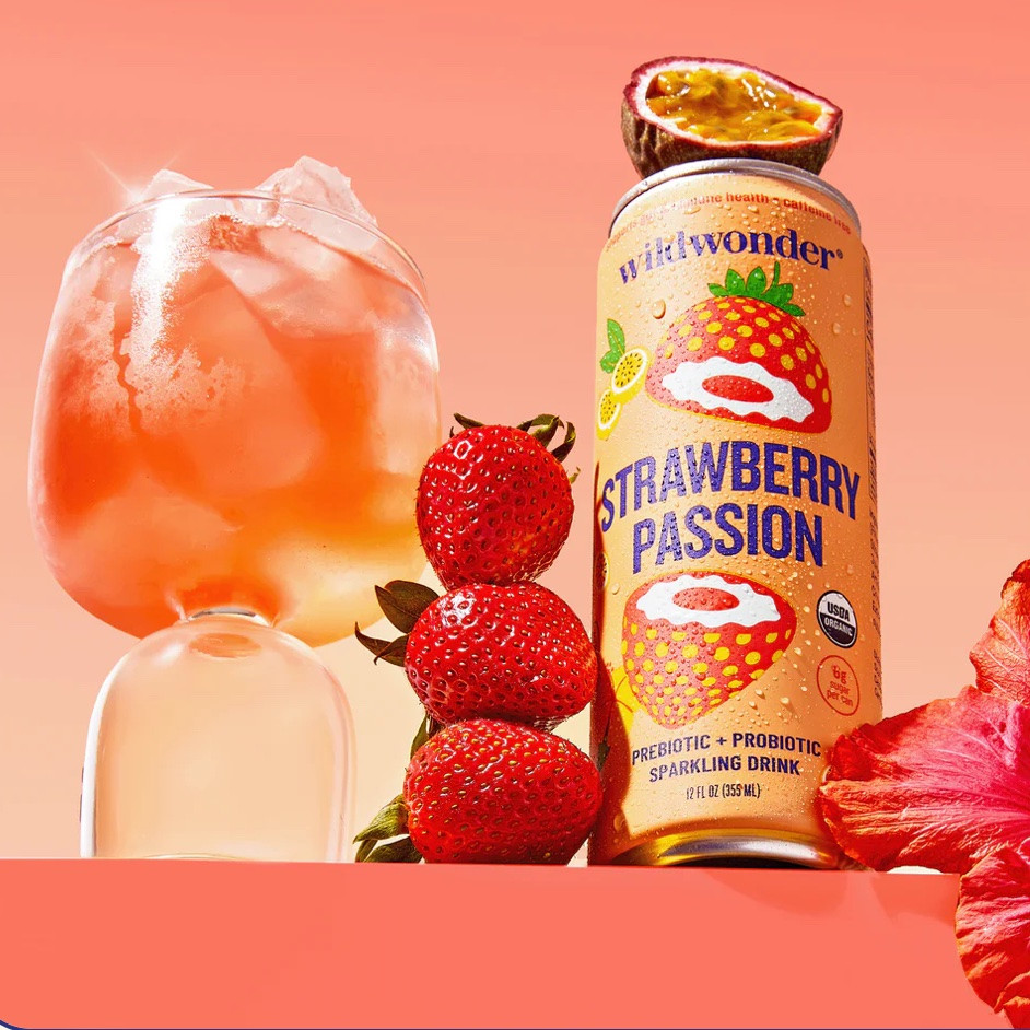WILDWONDER Pre and Probiotic Sparkling Drink - Strawberry Passion