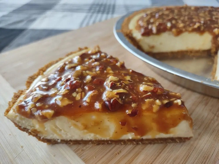 Caramel Pecan Cheesecake - avg 2.5lb