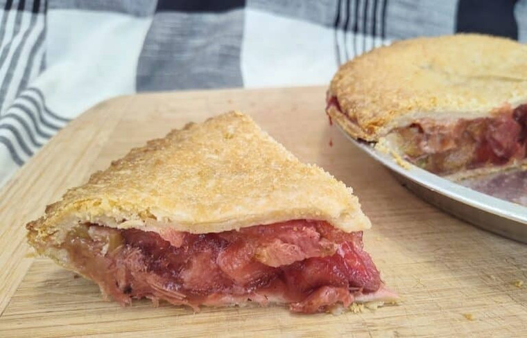 Strawberry Rhubarb Double Crust Pie - avg 3.2lb
