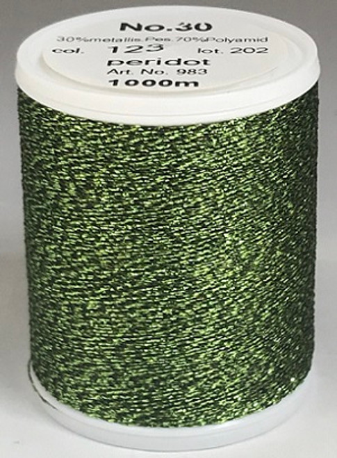 Unexpected textured dimension and dazzling embroidery is guaranteed with this sparkling metallised thread, exclusive to MADEIRA. Smoothly running festive and magnificent colours ensure glittering reflexes.