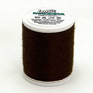 Ideal for use on medium to heavyweight fabrics such as wool, linen or lightweight denim.