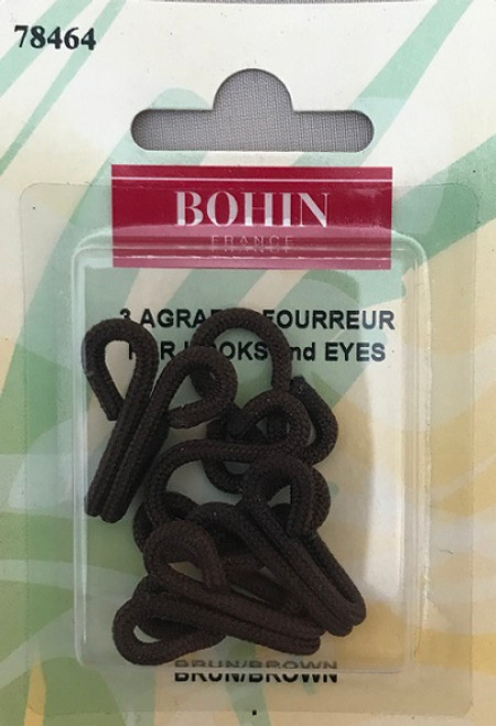 These fur hooks from Bohin are suitable for both fur and imitation fur.

They are discrete and elegant and would work well with all manners of garments.

3 Fur hooks and Eyes per pack.