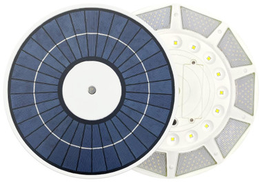 Solar flagpole light
