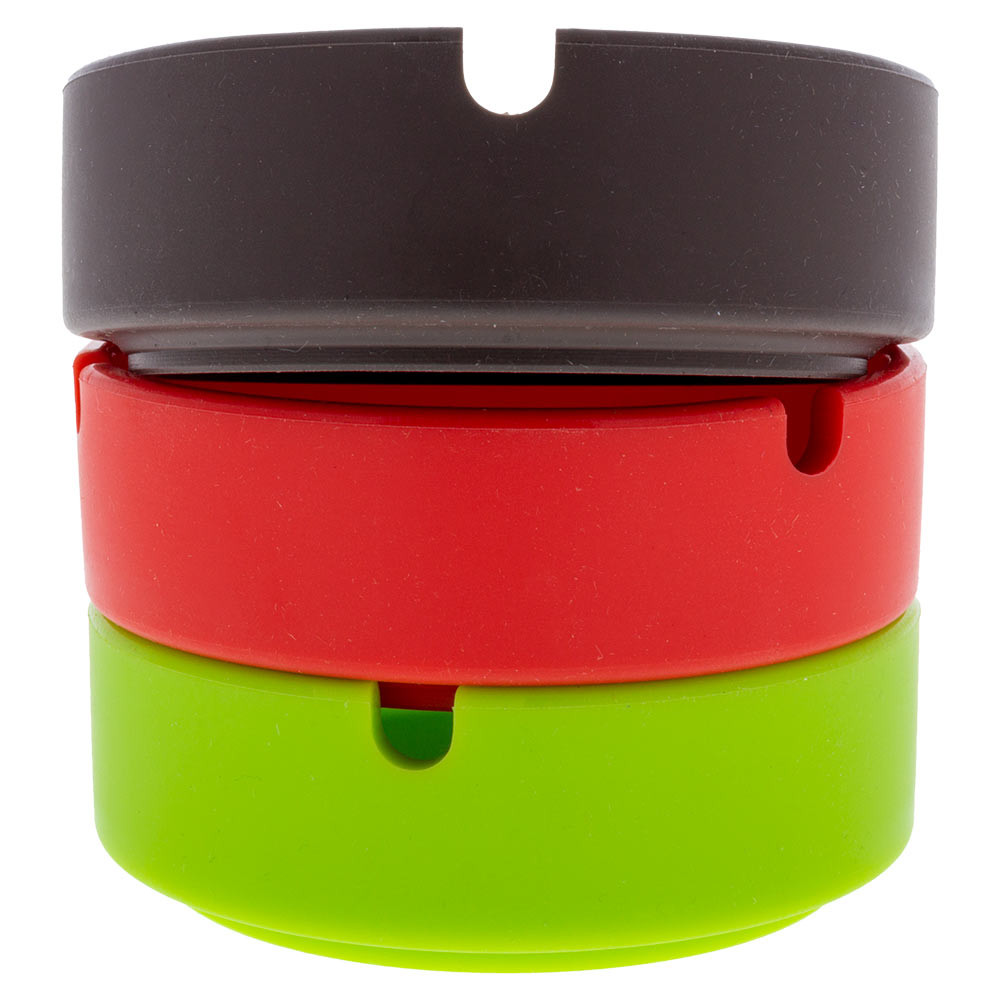 These Silicone Round Ashtrays can be easily stacked on top of each other for quick storage.