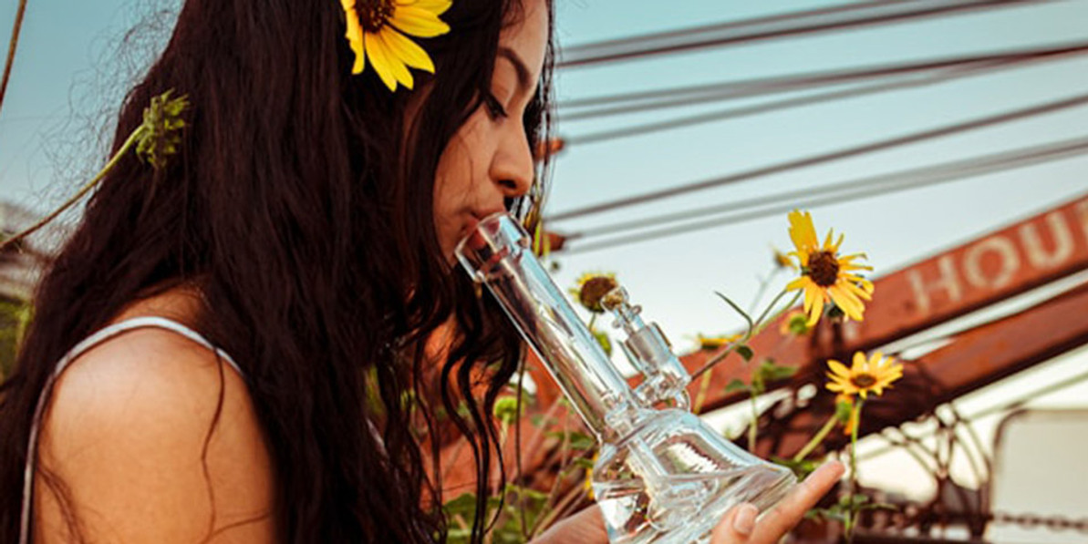 The Ultimate FAQ Guide: Most Asked Questions About Bongs (Answered in Detail)