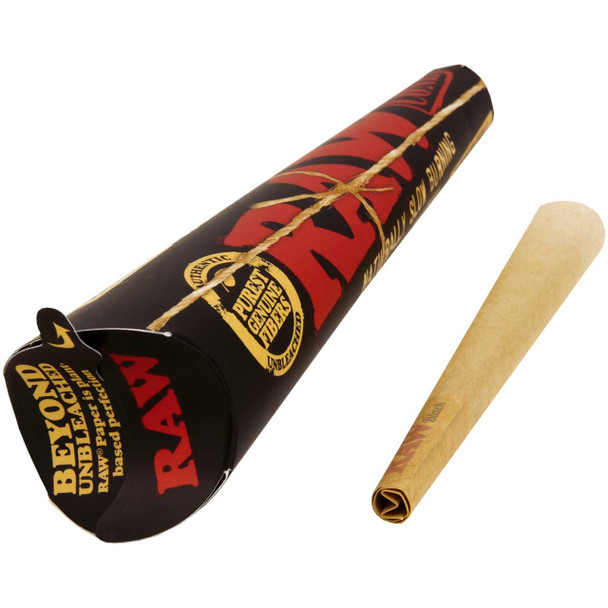 RAW Black 1 1/4 Cones - 6-Pack package with one cone displayed.