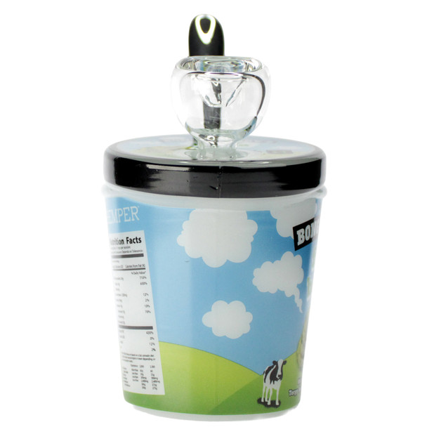 Hemper Bong & Cherry's Ice Cream Water Pipe
