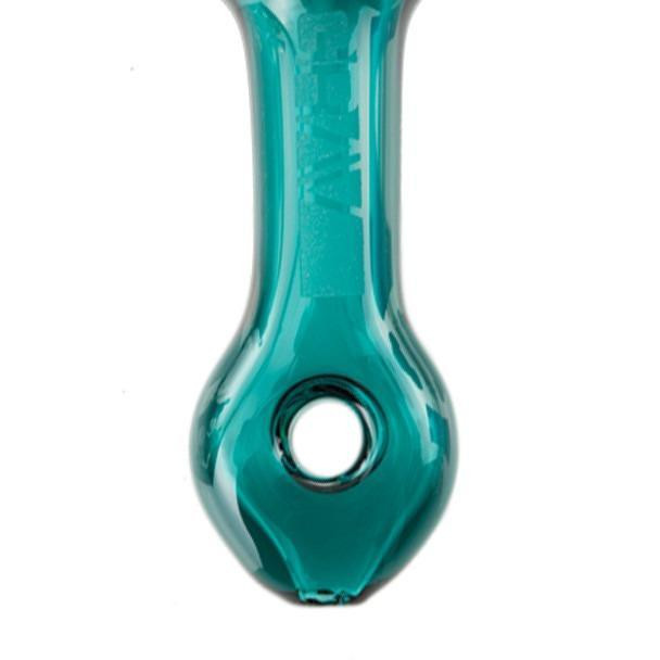 A close view of the donut hole on this pipe.