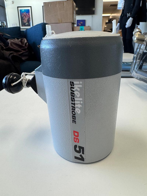 USED: Ikelite DS51 Underwater Strobe