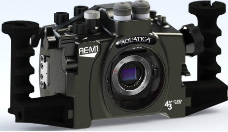 Olympus OM-D E-M1 Housing & Camera Bundle