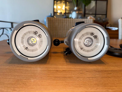 USED: Ikelite DS 160 II TTL Strobes and Dual Sync Cord Package