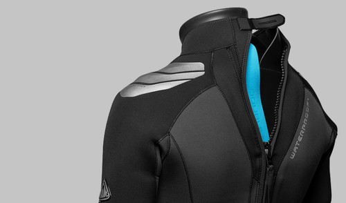 Waterproof W7 5mm Wetsuit with Back Zip for Men 