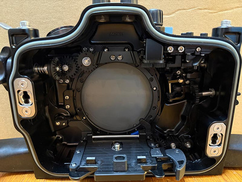 Nauticam USED: Nauticam Sony a7R IV Underwater Housing NA-A7RIV with M16 Vacuum Valve 