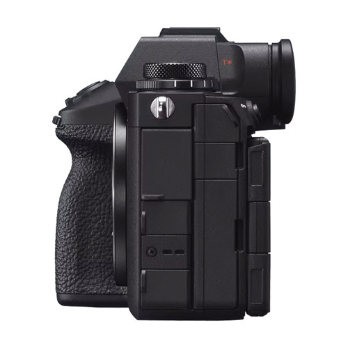 Sony a6700 Mirrorless Camera w/18-135mm lens