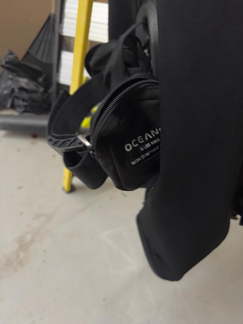 Oceanic USED: Oceanic BioLite Travel BCD Small Womens Black/Blue 