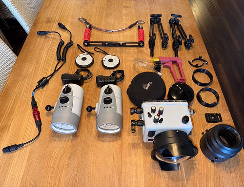 USED: Ikelite Canon R10 Ultimate Package (without camera & lenses)