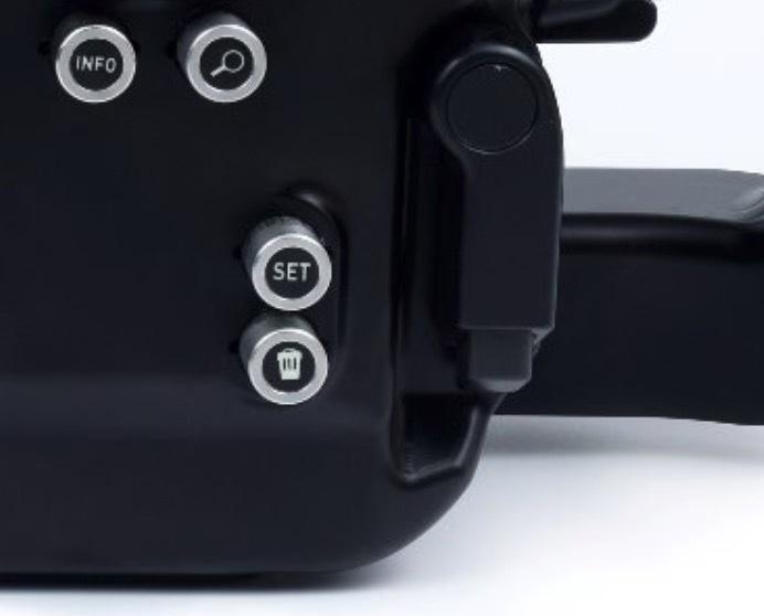 Dual locking system on Marelux Sony a1II and A9III underwater housing