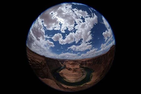 Sony 8-14mm fisheye showing circular and diagonal fisheye framing for underwater photography