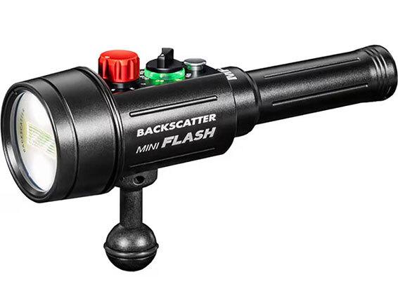 Backscatter Mini Flash 3 demonstrating TTL and HSS lighting underwater