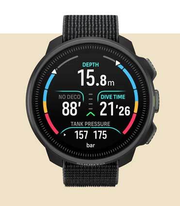 Bright AMOLED display of Suunto Nautic S in low-light underwater environment