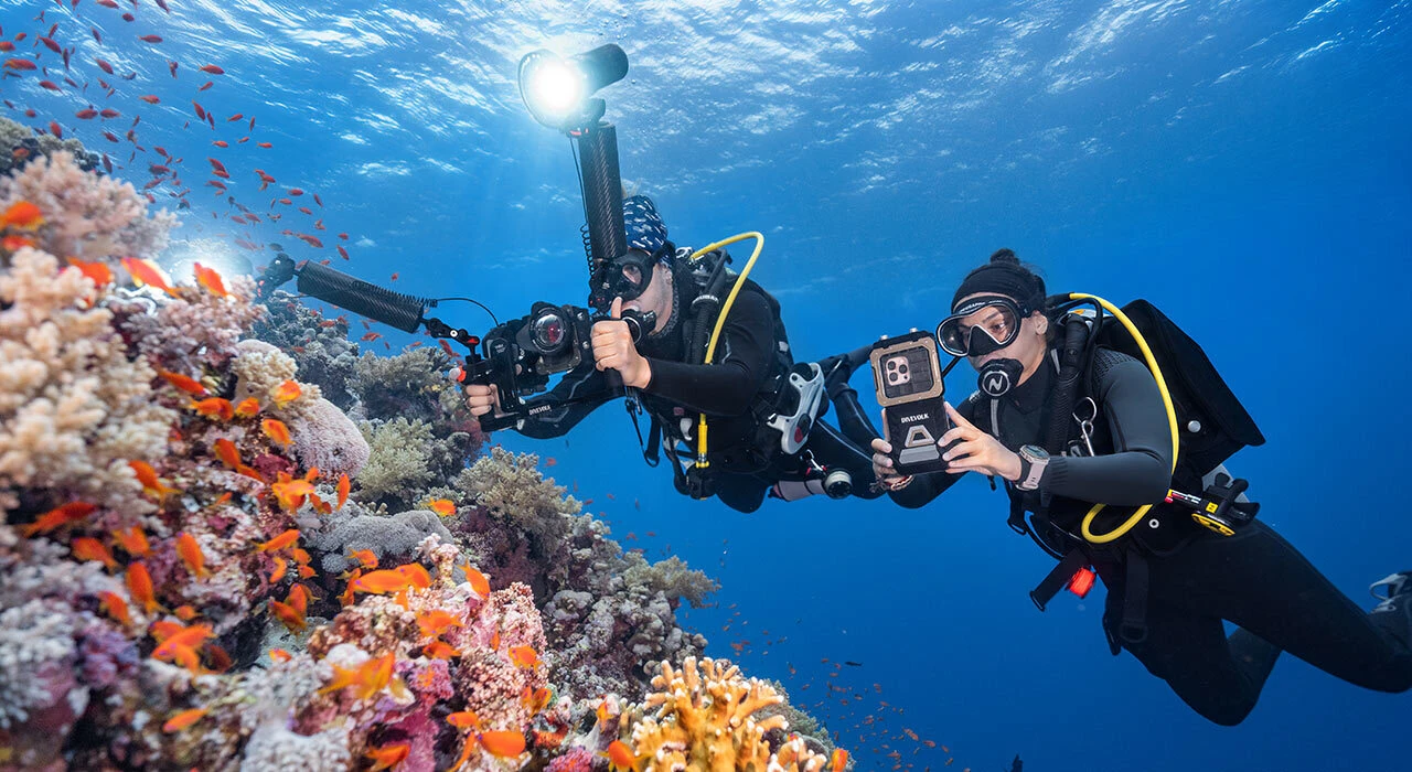 DiveVolk SeaTouch 6 Pro smartphone housing underwater touchscreen housing