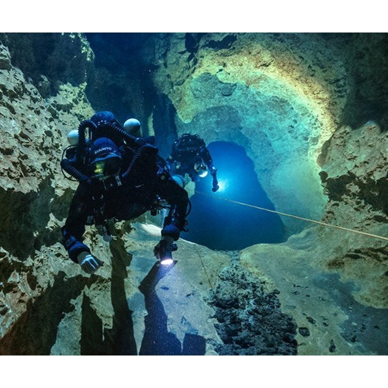 Suunto EON Steel Black customizable display modes for dive profiles