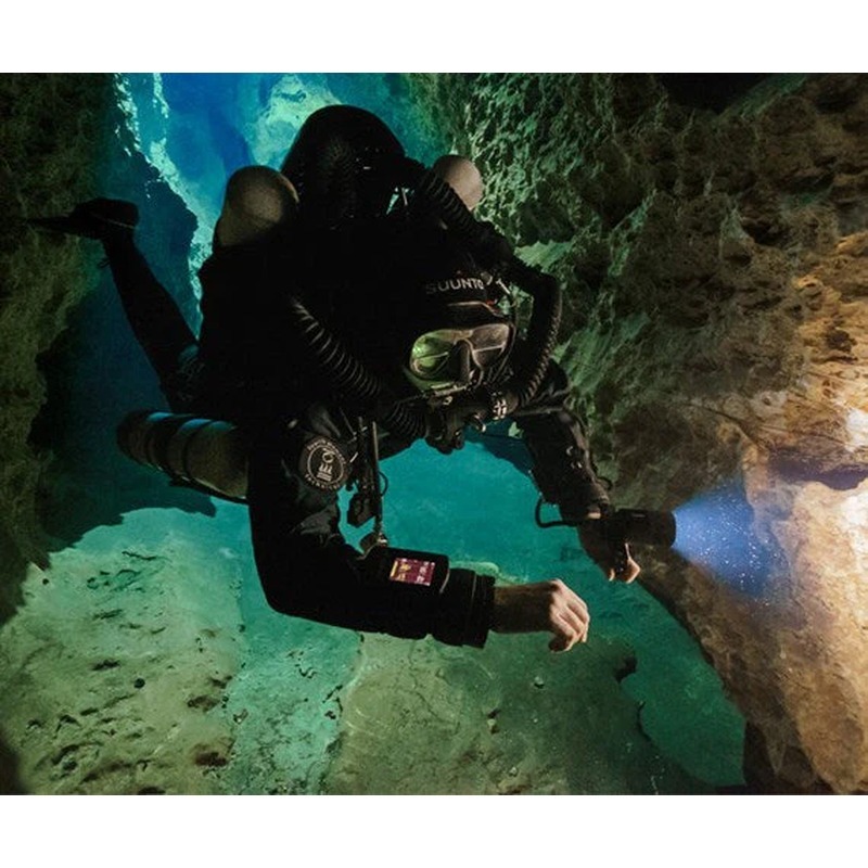 Suunto EON Steel Black Fused RGBM 2 decompression algorithm display