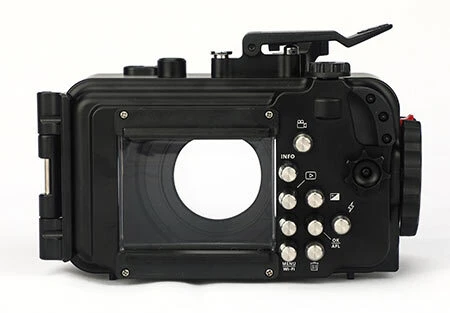 Weefine WFH-TGS2 underwater housing controls and external lighting connection system